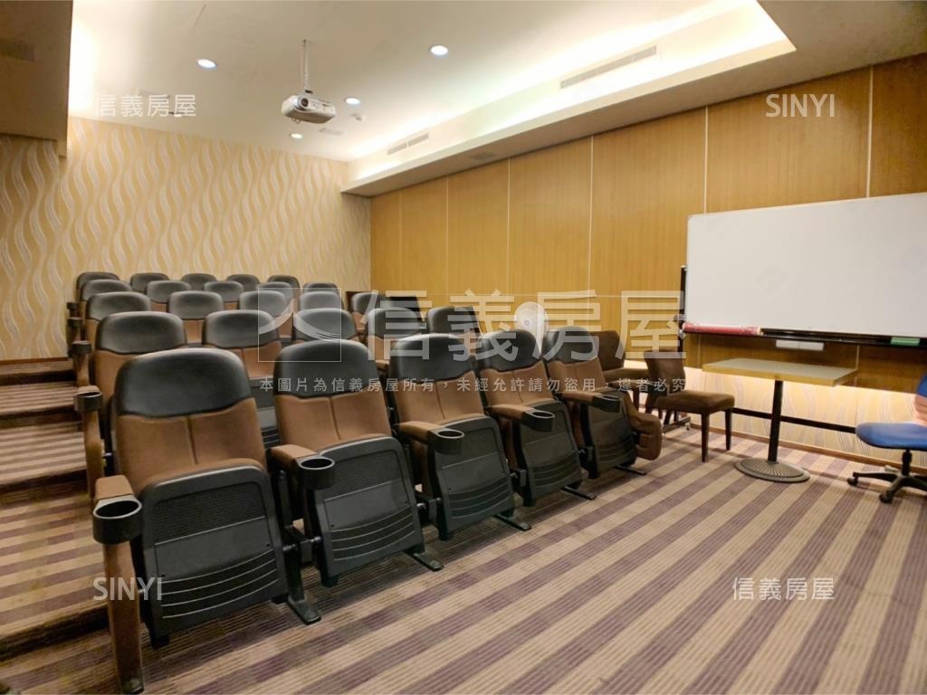 森泉灣採光河景兩房房屋室內格局與周邊環境
