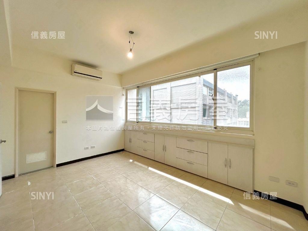南寮三角窗店面透天房屋室內格局與周邊環境