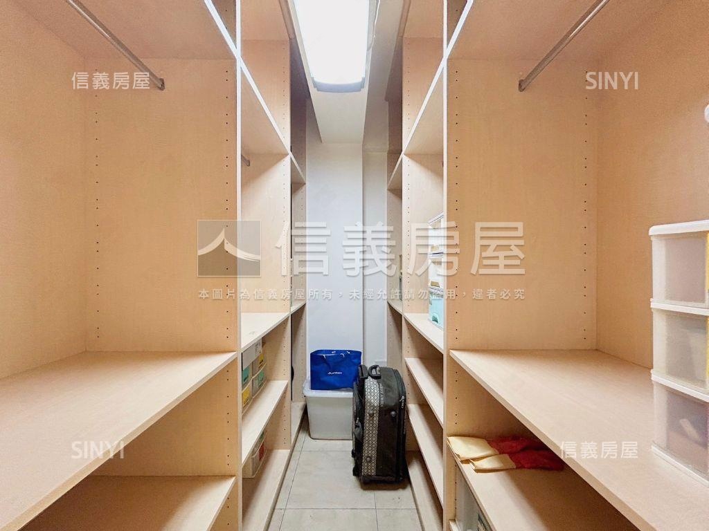 南寮三角窗店面透天房屋室內格局與周邊環境