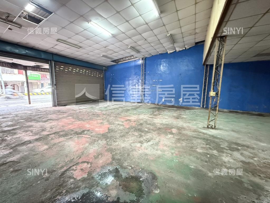 中西區寬約１０米角窗店房屋室內格局與周邊環境