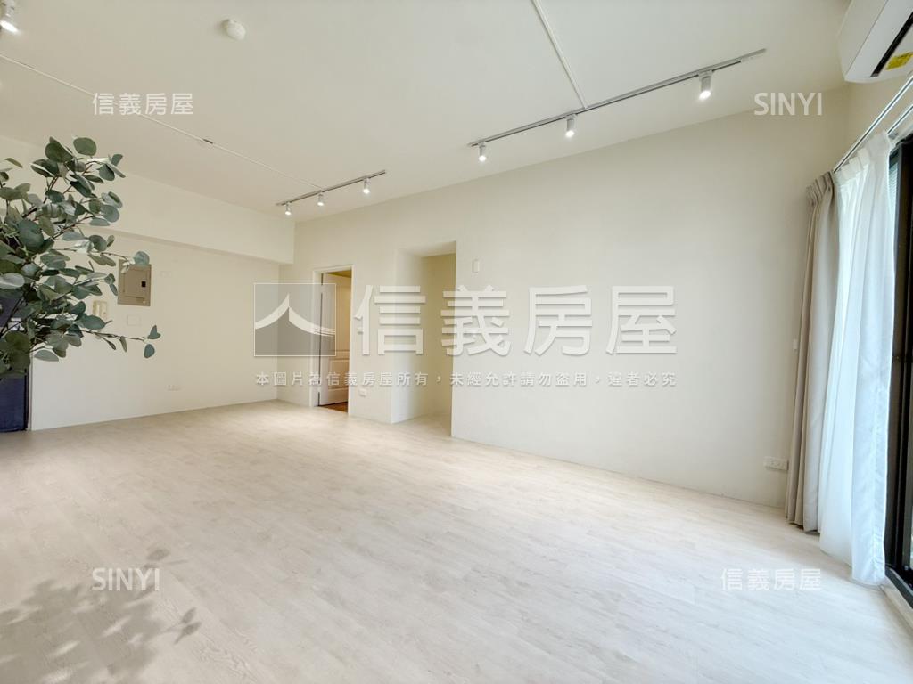 面公園捷運宅四房露臺戶房屋室內格局與周邊環境