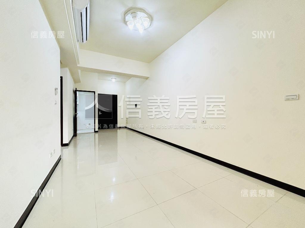 【專任】必看大兩房車位房屋室內格局與周邊環境