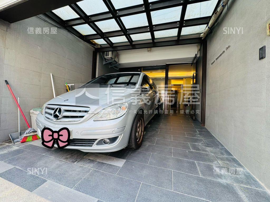 圓山捷運門前庭院好停車房屋室內格局與周邊環境