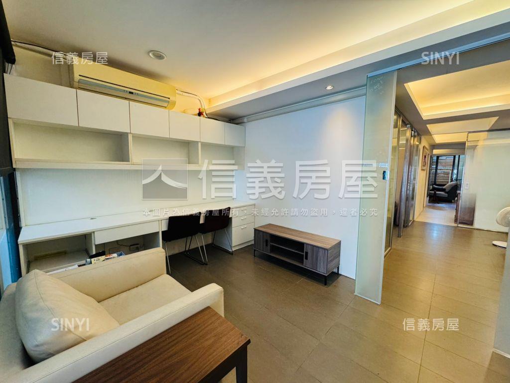 圓山捷運門前庭院好停車房屋室內格局與周邊環境