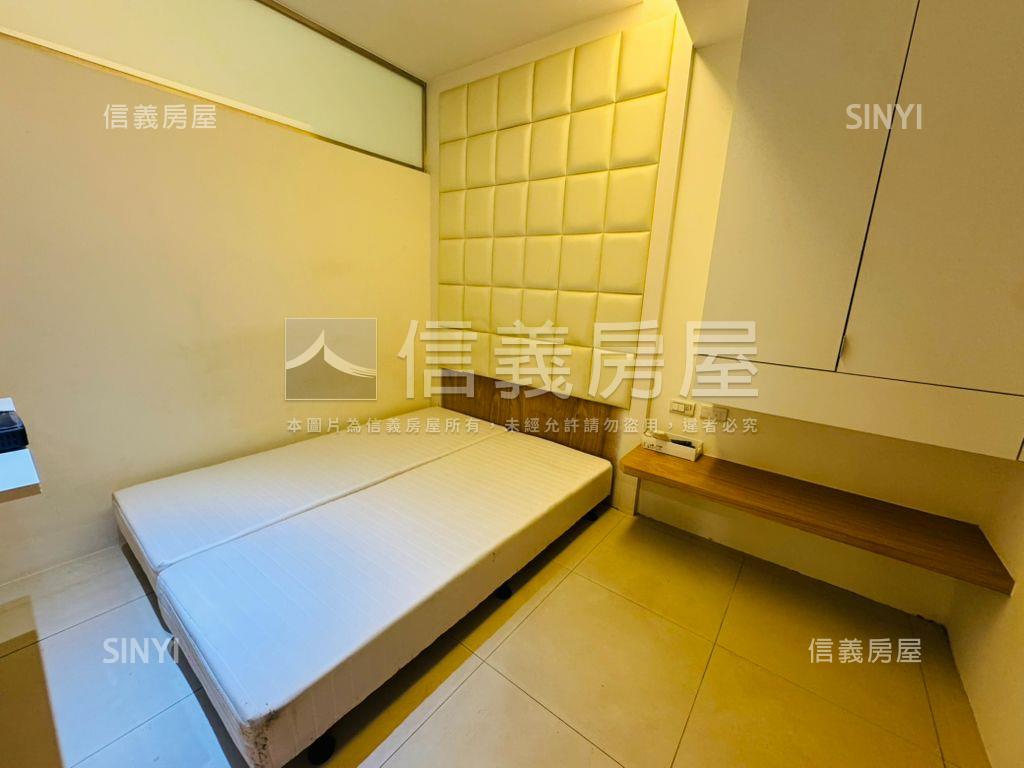 圓山捷運門前庭院好停車房屋室內格局與周邊環境