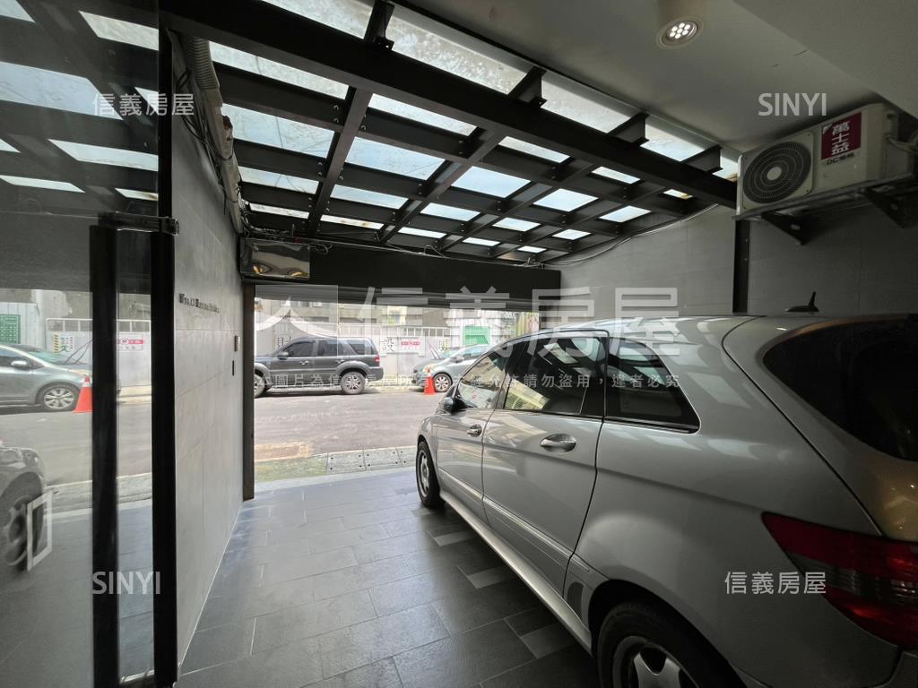 圓山捷運門前庭院好停車房屋室內格局與周邊環境