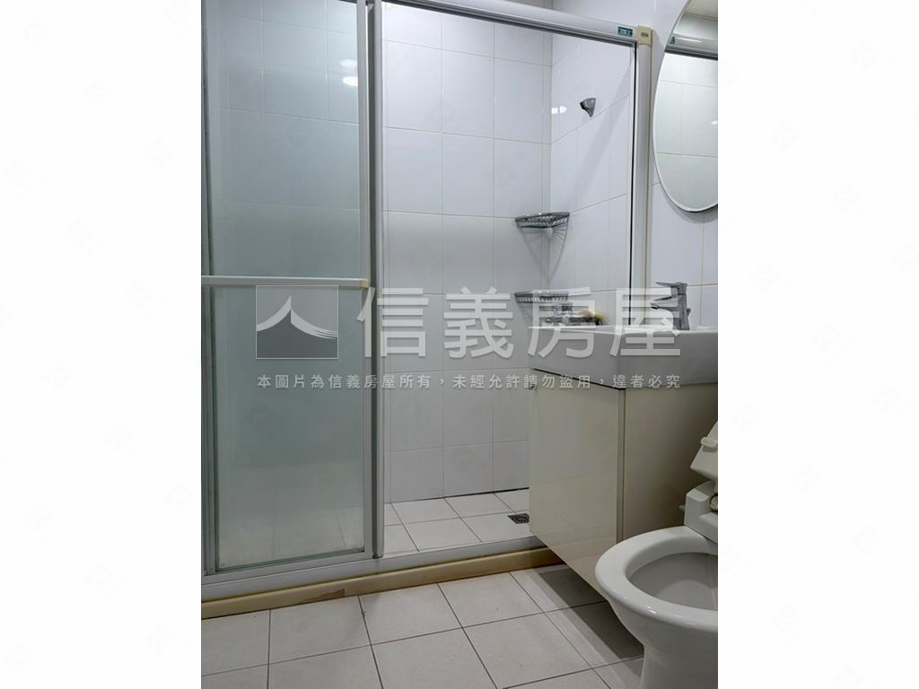 中華路二樓房屋室內格局與周邊環境