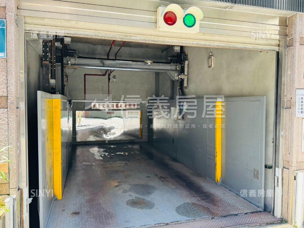 潮州街稀有車位房屋室內格局與周邊環境