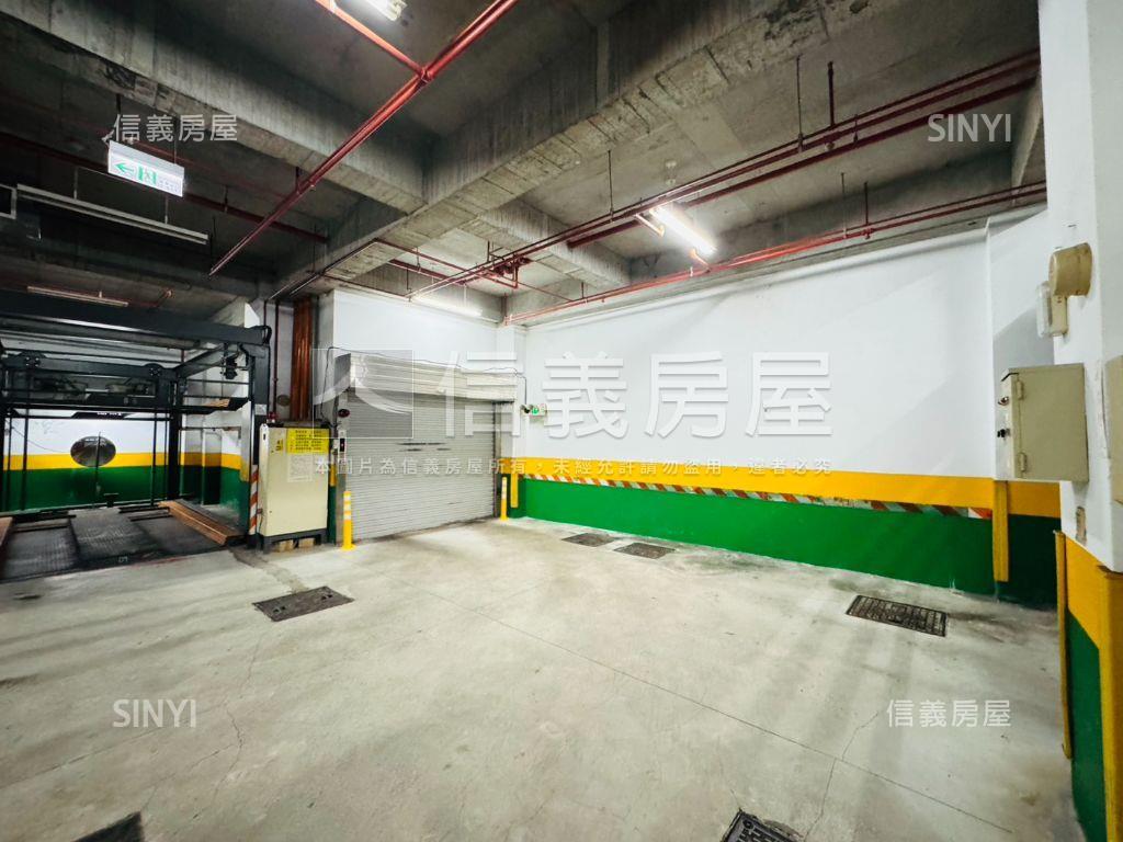 潮州街稀有車位房屋室內格局與周邊環境