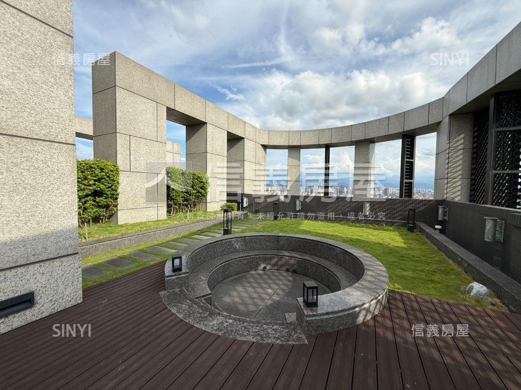 ＡＭＡＸ許自己不凡成就房屋室內格局與周邊環境