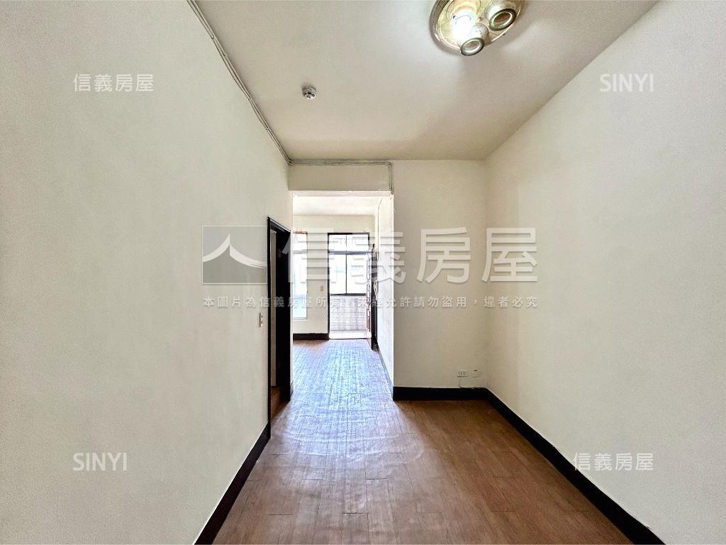 中正路頂加好棒棒房屋室內格局與周邊環境