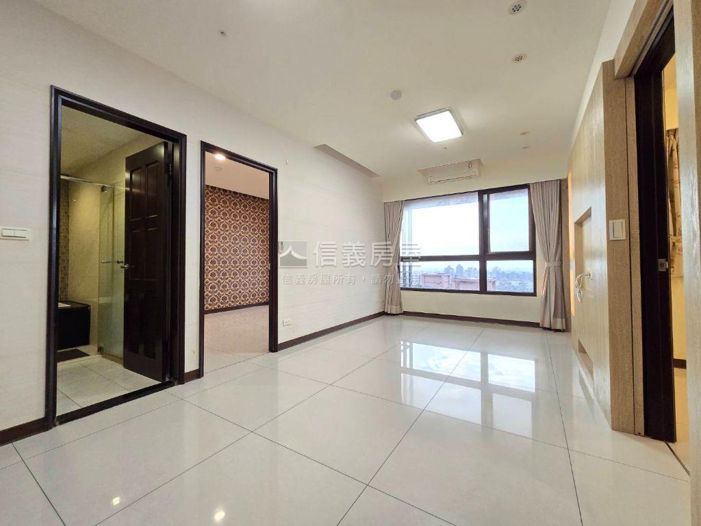 專任合雄帝璽溫馨景觀兩房房屋室內格局與周邊環境