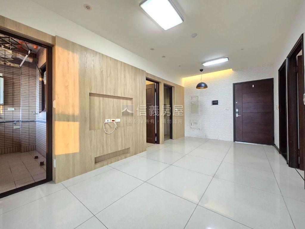專任合雄帝璽溫馨景觀兩房房屋室內格局與周邊環境