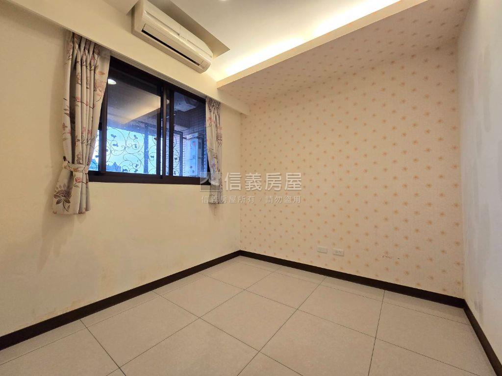 專任合雄帝璽溫馨景觀兩房房屋室內格局與周邊環境