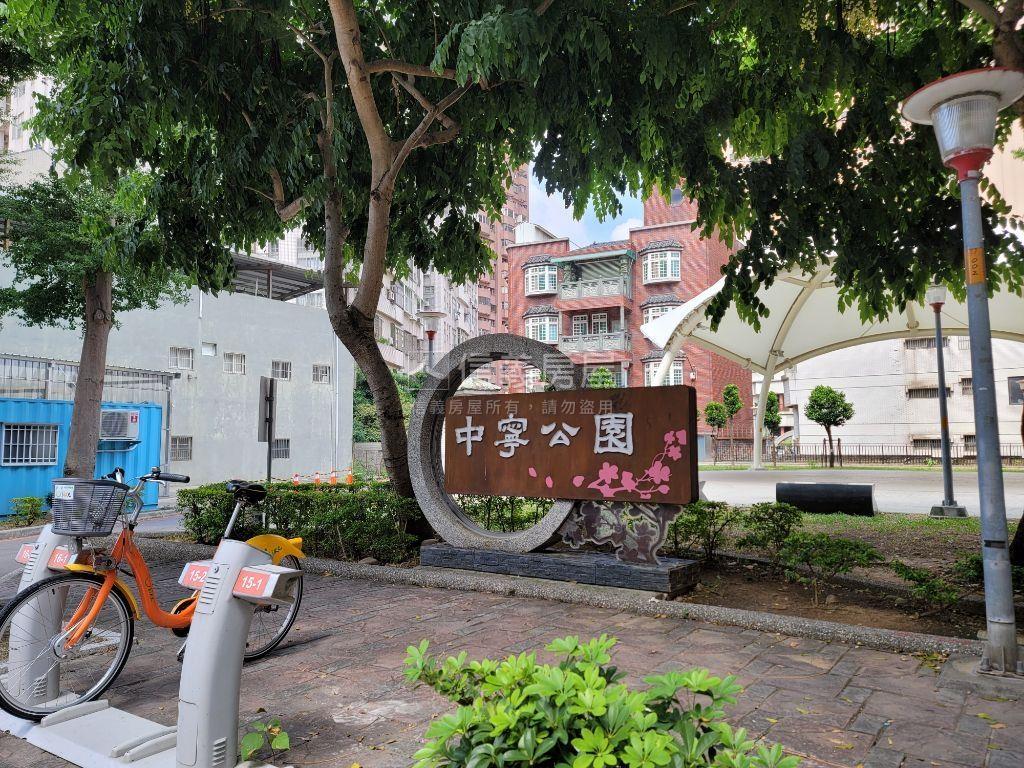 專任合雄帝璽溫馨景觀兩房房屋室內格局與周邊環境