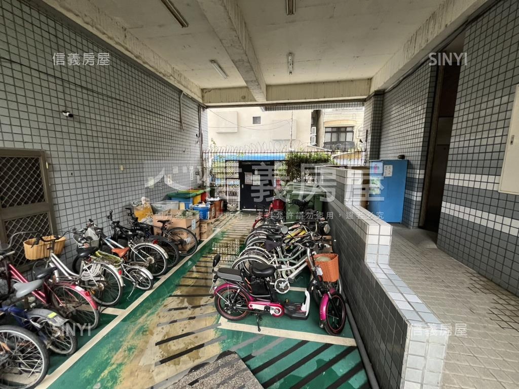 近美術館好市多四房平車房屋室內格局與周邊環境