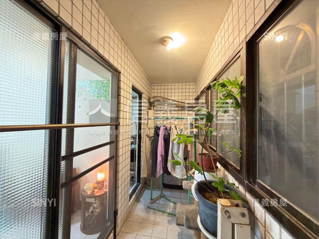 振興一街華廈美屋房屋室內格局與周邊環境