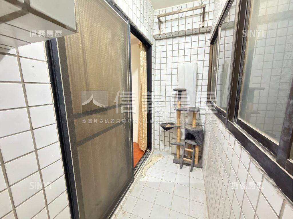 振興一街華廈美屋房屋室內格局與周邊環境