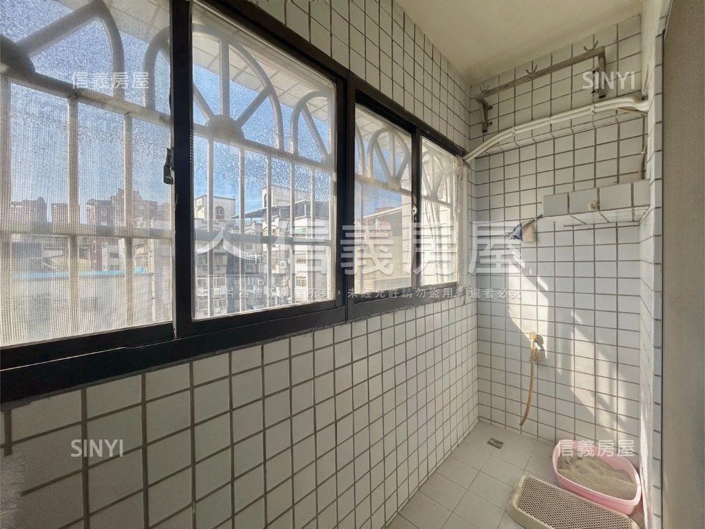 振興一街華廈美屋房屋室內格局與周邊環境