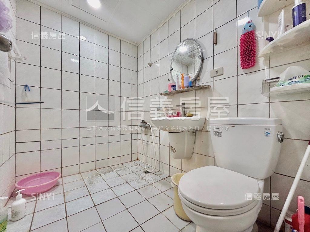 振興一街華廈美屋房屋室內格局與周邊環境