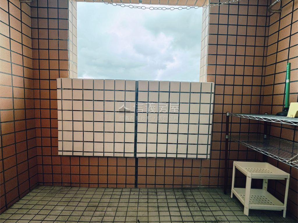 新案近水樓臺視野戶美套房屋室內格局與周邊環境