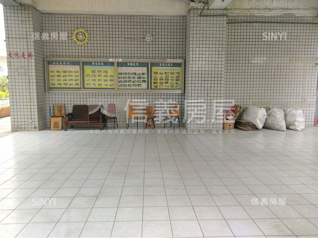中國海電梯４房裝潢屋況房屋室內格局與周邊環境