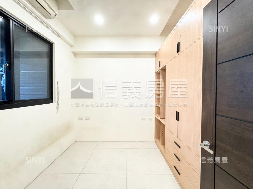 知森堂二房平面車位房屋室內格局與周邊環境