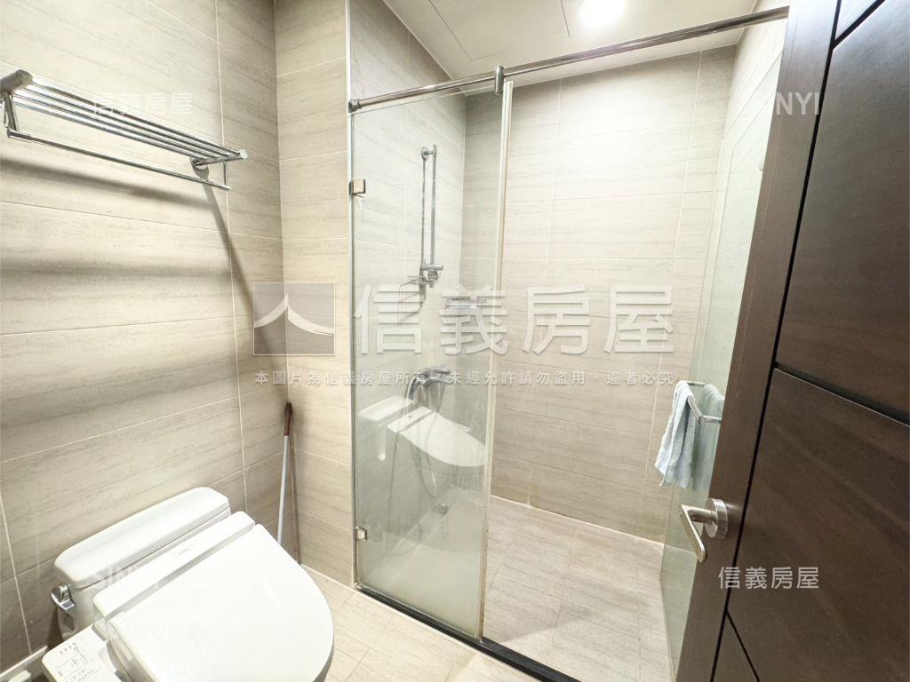 知森堂二房平面車位房屋室內格局與周邊環境