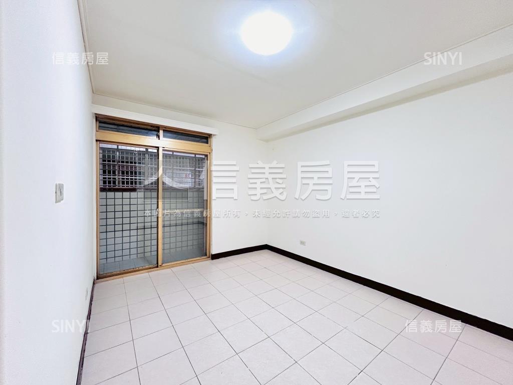 溫州公園裝潢美四房房屋室內格局與周邊環境