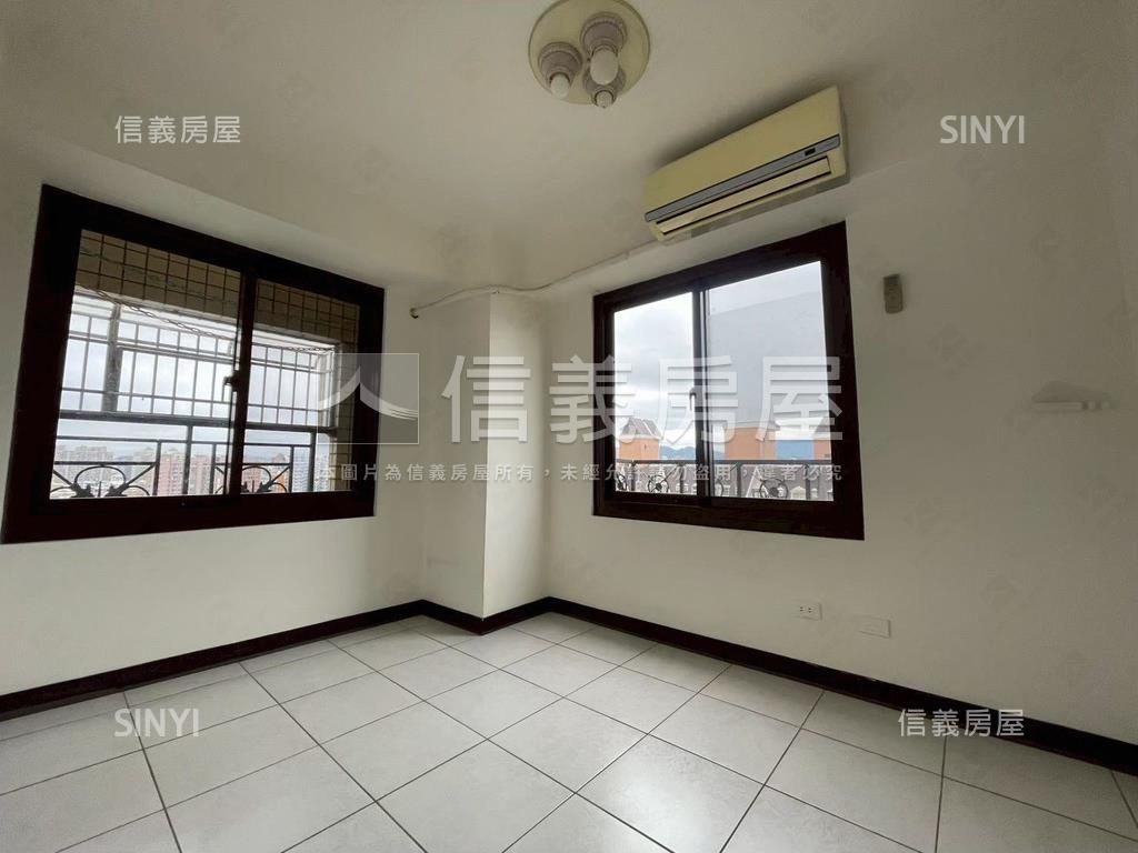 頂好文心視野採光四房房屋室內格局與周邊環境