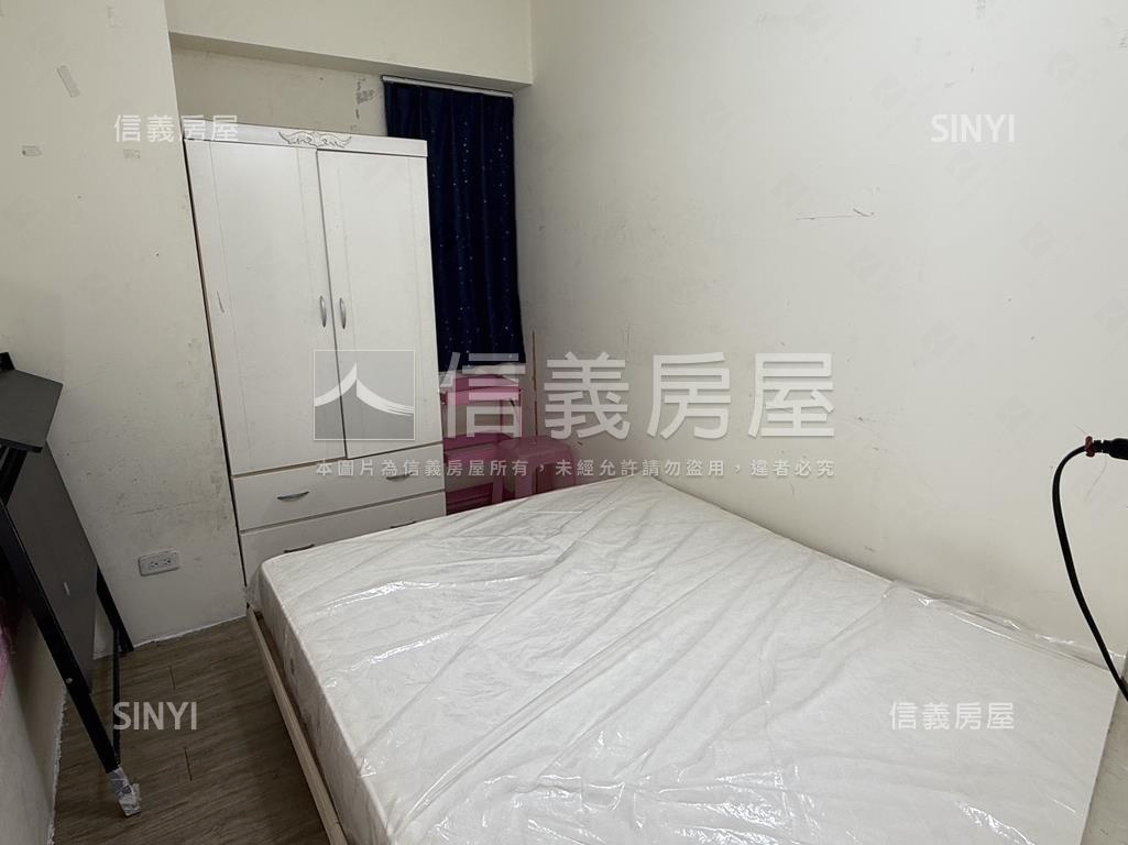 近火車站低總價陽台套房房屋室內格局與周邊環境