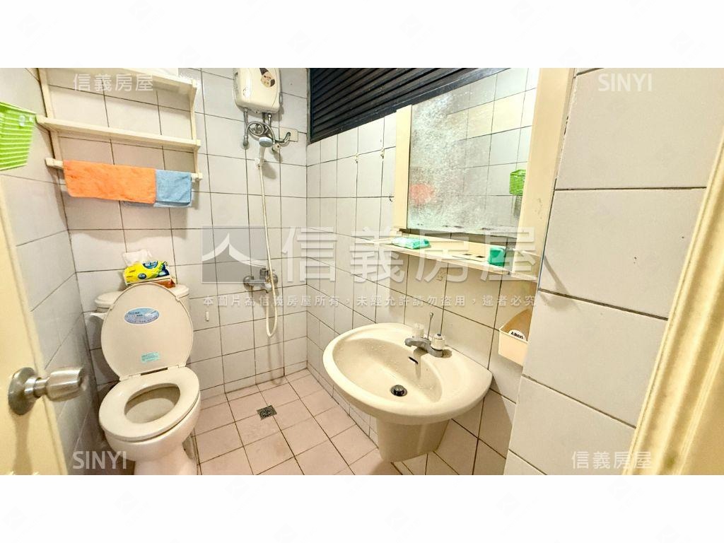 逢甲大學芳鄰美居房屋室內格局與周邊環境