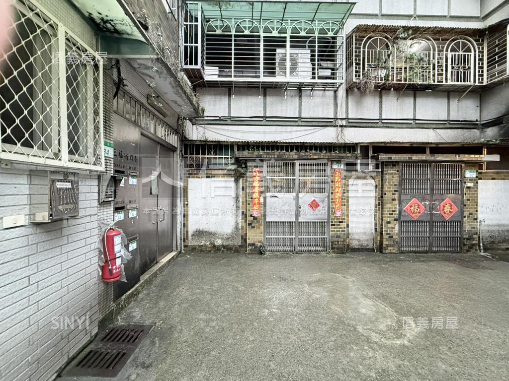 景華公園免爬梯公寓一樓房屋室內格局與周邊環境