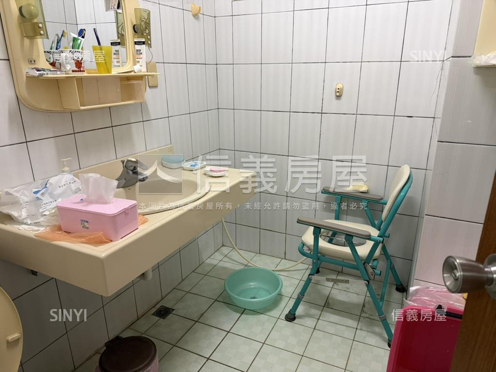 景華公園免爬梯公寓一樓房屋室內格局與周邊環境