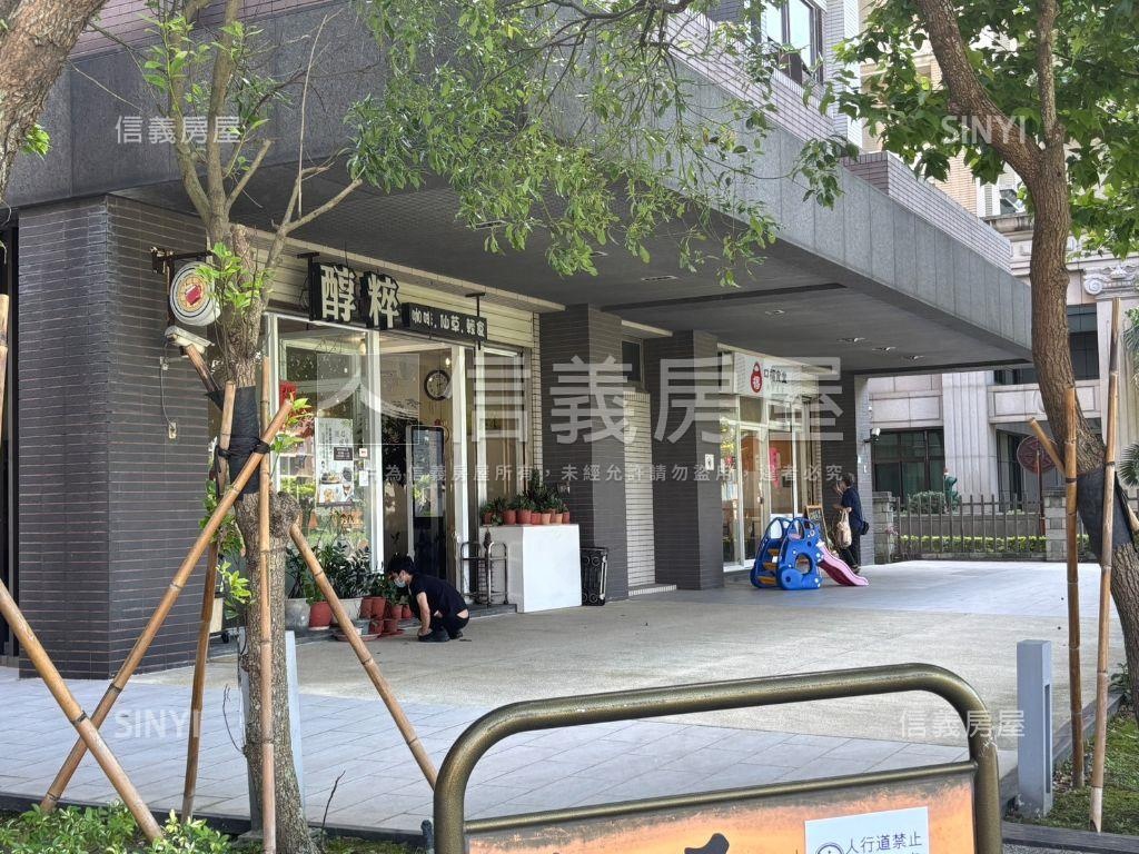 日月星辰金店面房屋室內格局與周邊環境