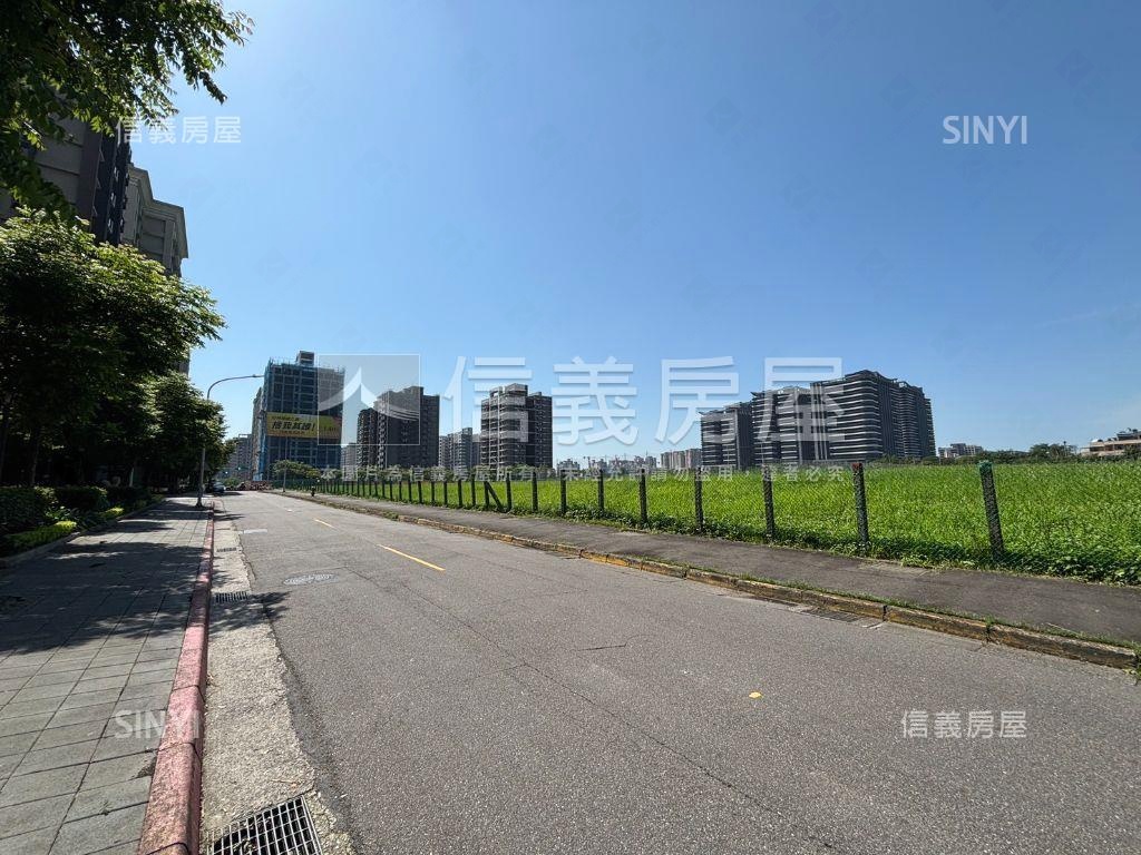 日月星辰金店面房屋室內格局與周邊環境