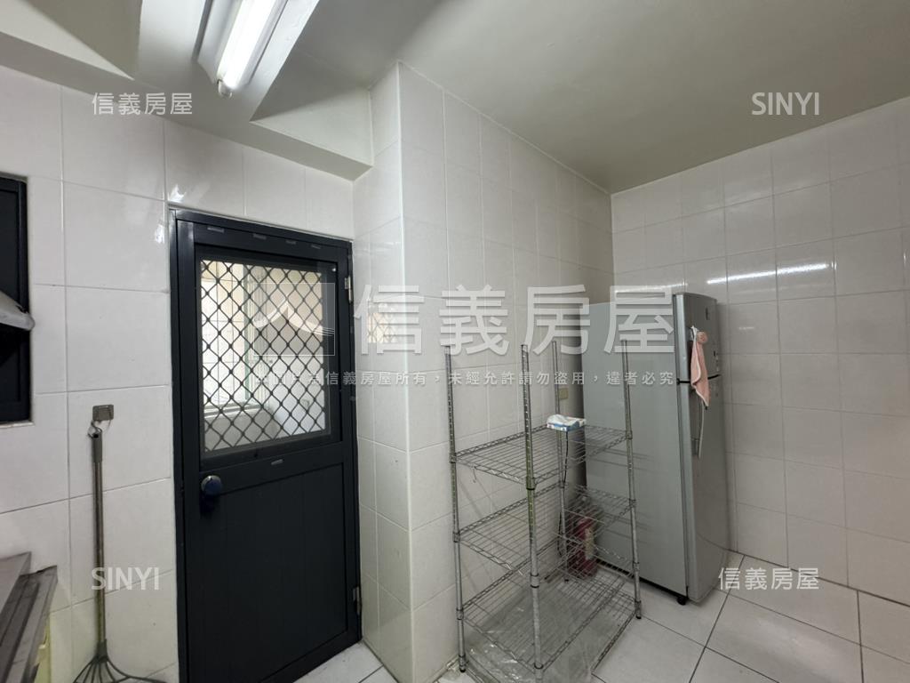 中華西路免整理健康公寓房屋室內格局與周邊環境