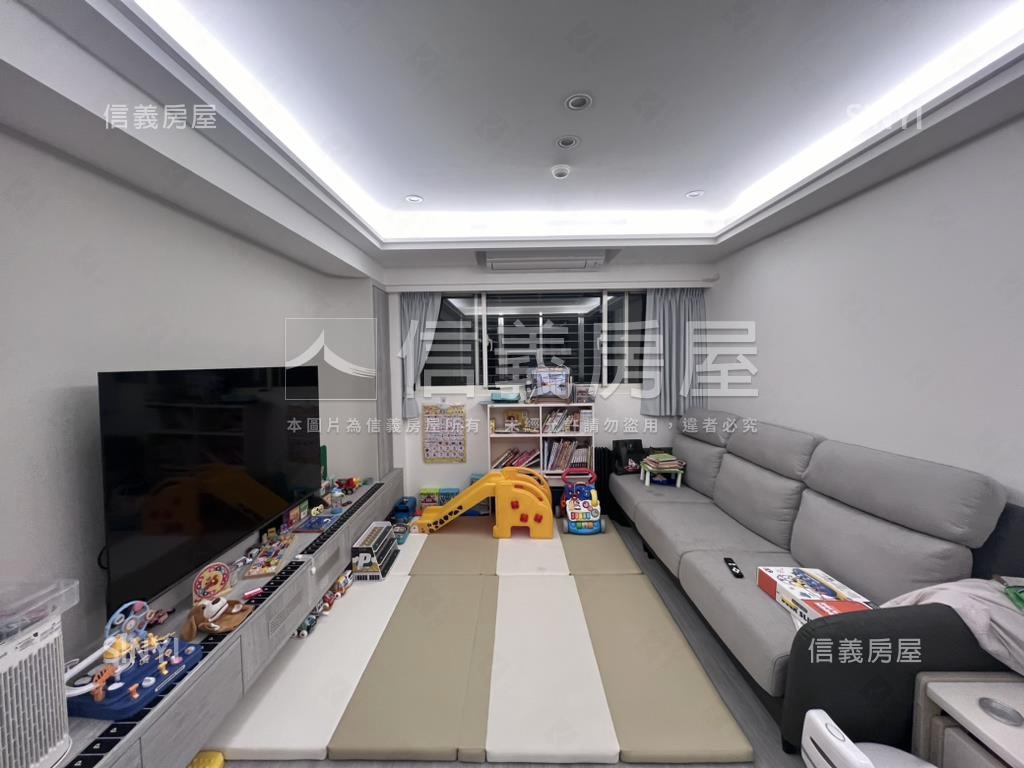 園中園美妝兩房房屋室內格局與周邊環境