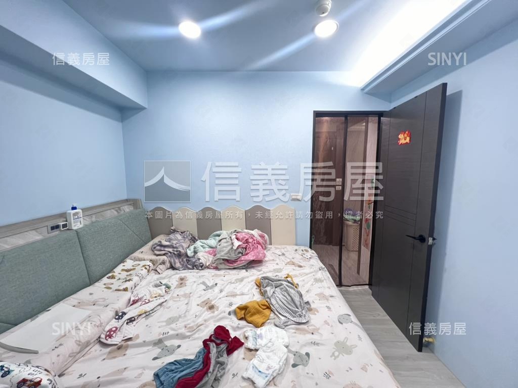 園中園美妝兩房房屋室內格局與周邊環境