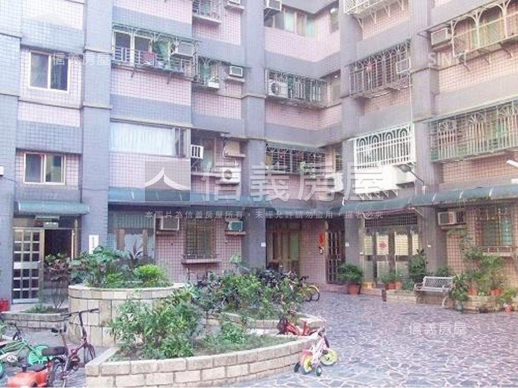 園中園美妝兩房房屋室內格局與周邊環境