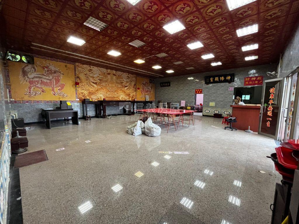 友蚋農舍＋３６００坪土地房屋室內格局與周邊環境