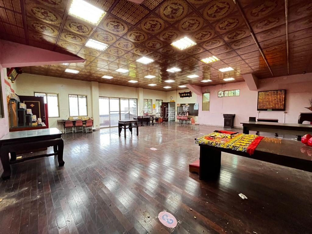 友蚋農舍＋３６００坪土地房屋室內格局與周邊環境