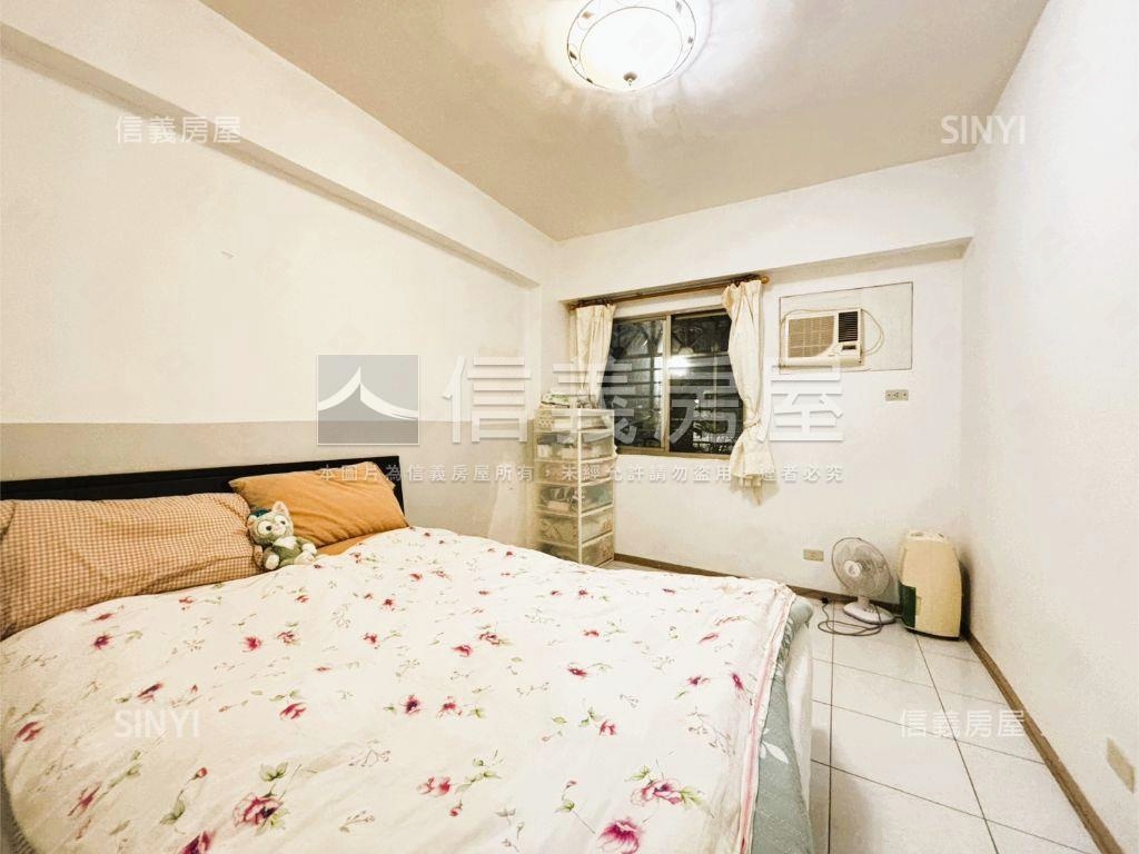 一品京城電梯華廈三房房屋室內格局與周邊環境