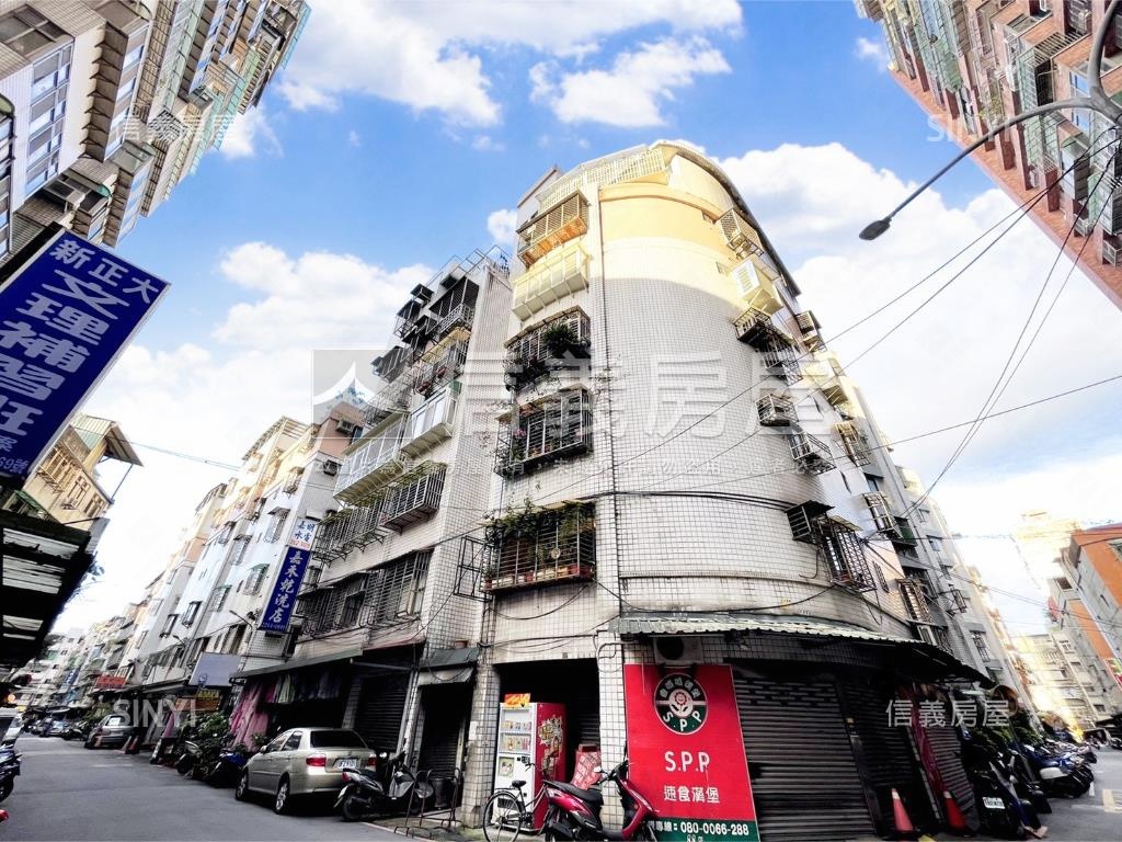 一品京城電梯華廈三房房屋室內格局與周邊環境