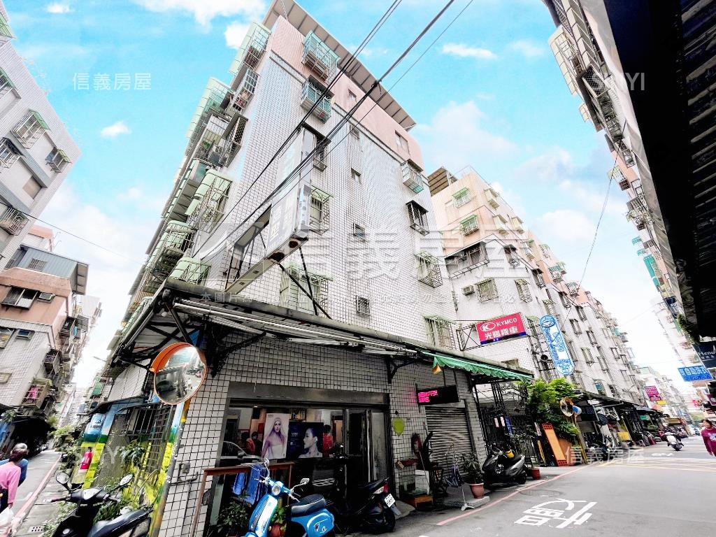 一品京城電梯華廈三房房屋室內格局與周邊環境