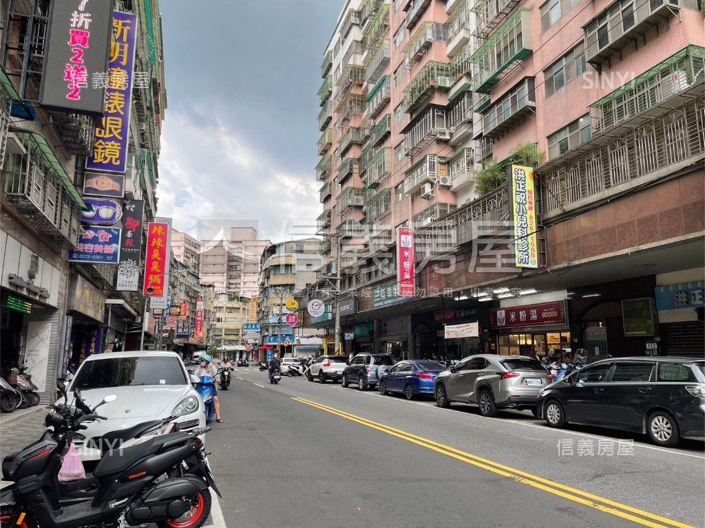 一品京城電梯華廈三房房屋室內格局與周邊環境