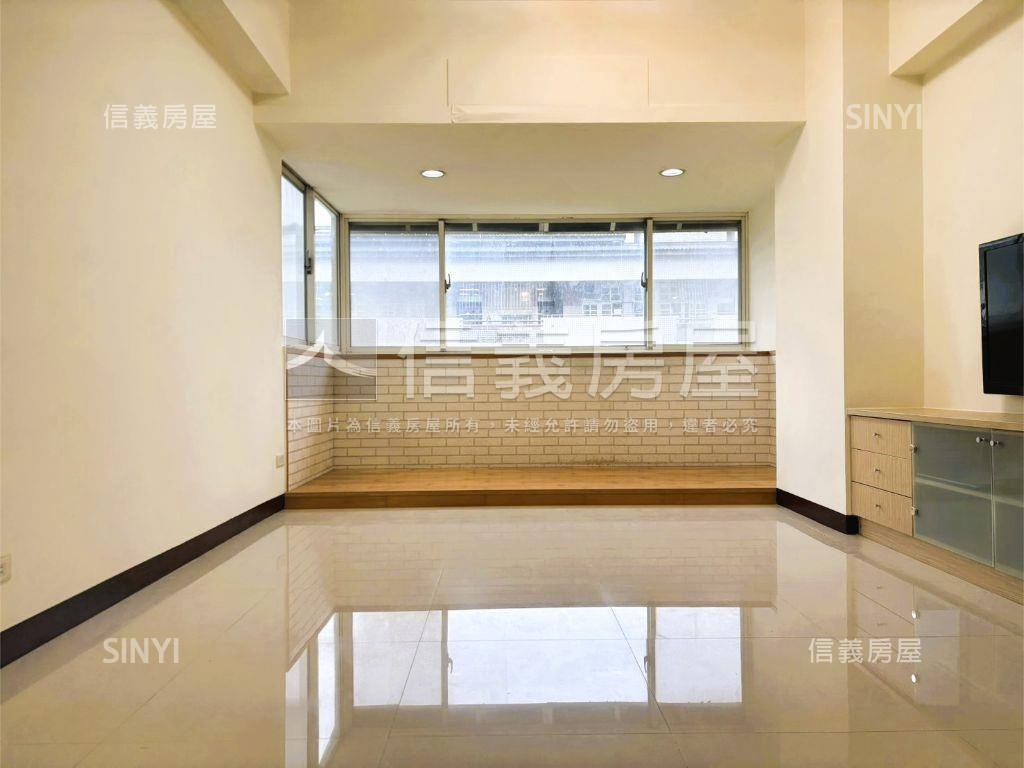 春風得意金城華廈三房房屋室內格局與周邊環境