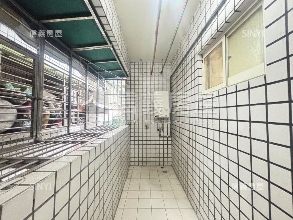 春風得意金城華廈三房房屋室內格局與周邊環境