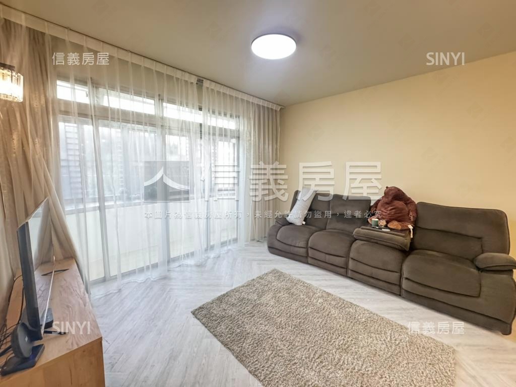 仁愛精裝修智慧三房房屋室內格局與周邊環境