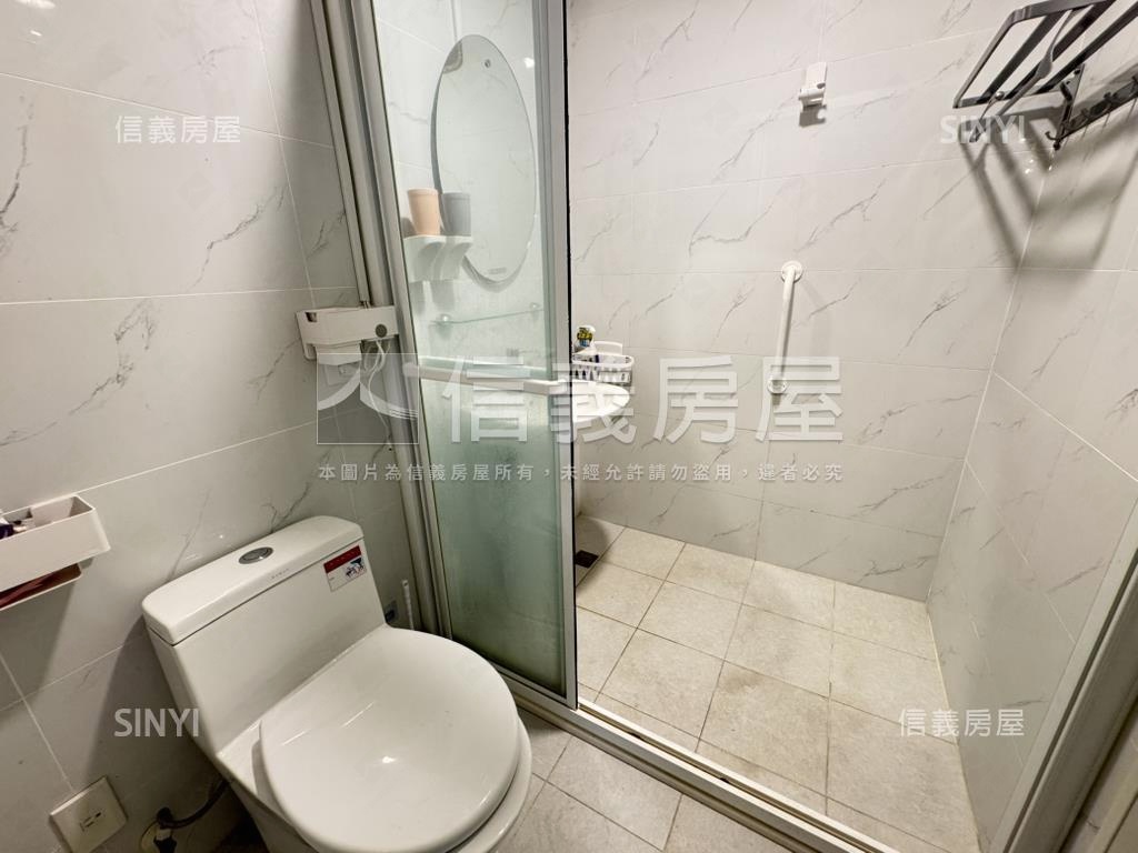 仁愛精裝修智慧三房房屋室內格局與周邊環境